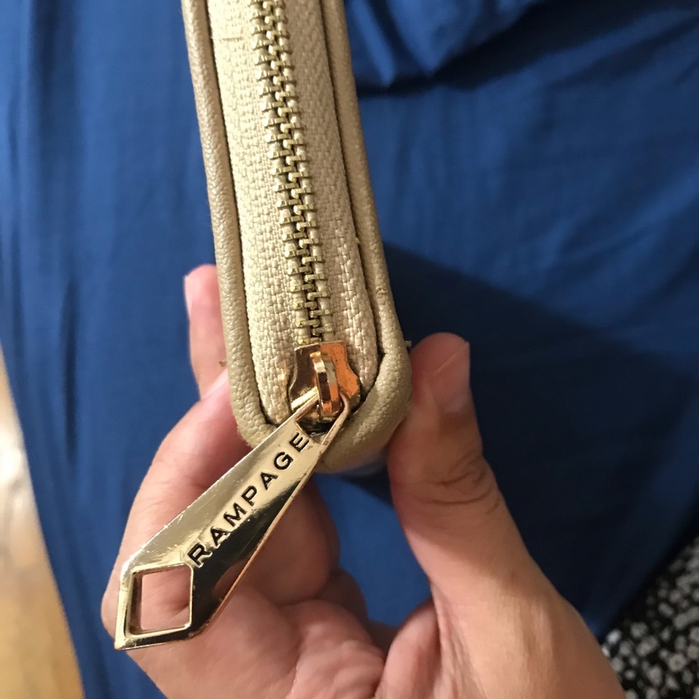 *NEW Rampage Wallet - Picture 3 of 8